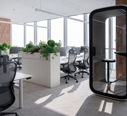 Case Study: A Sleek, Dynamic Fit-Out for Adyen