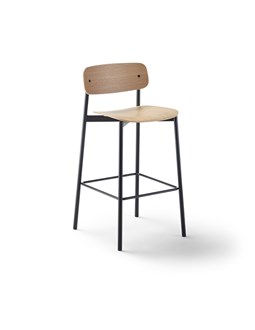 BASIS bar stool